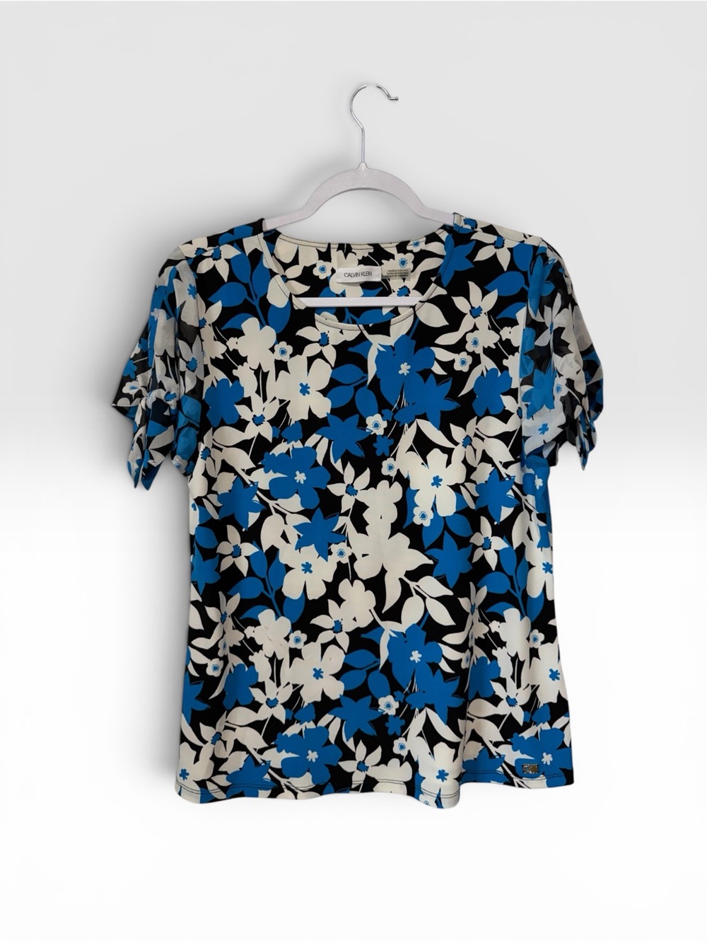 Calvin Klein Business Casual Contemporary Blue and White Floral Top Size L